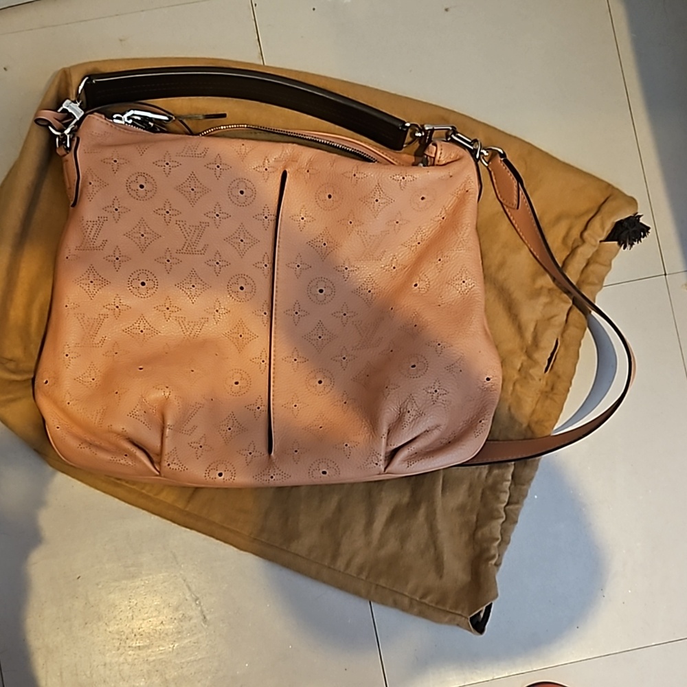 Louis Vuitton coral handbag